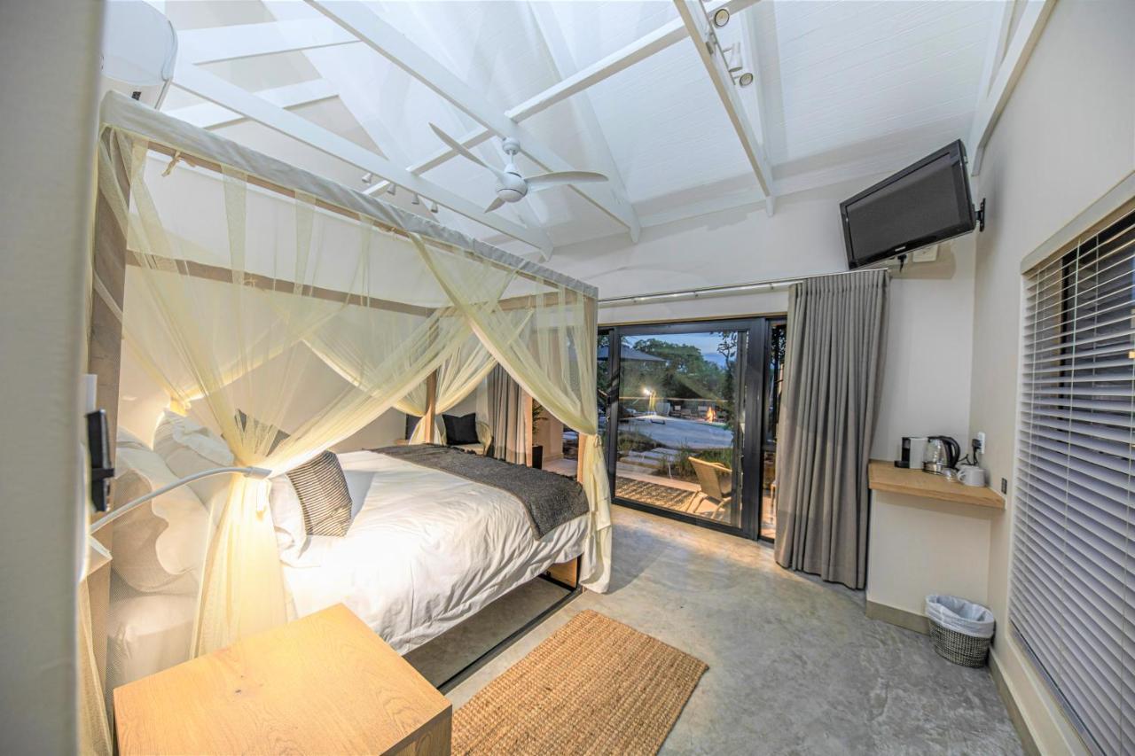 Little Kubu Lodge Hoedspruit Exterior photo